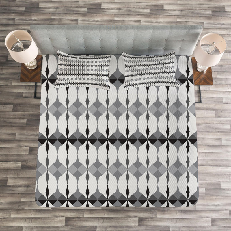 Modern & Contemporary Geometric Shapes Coverlet, King Coverlet + 2 Shams