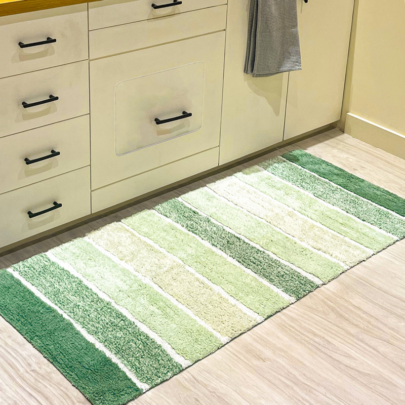 Tapis pour salle de bain Cervantez, Ombre vert sauge, L 24 po x L 60 po
