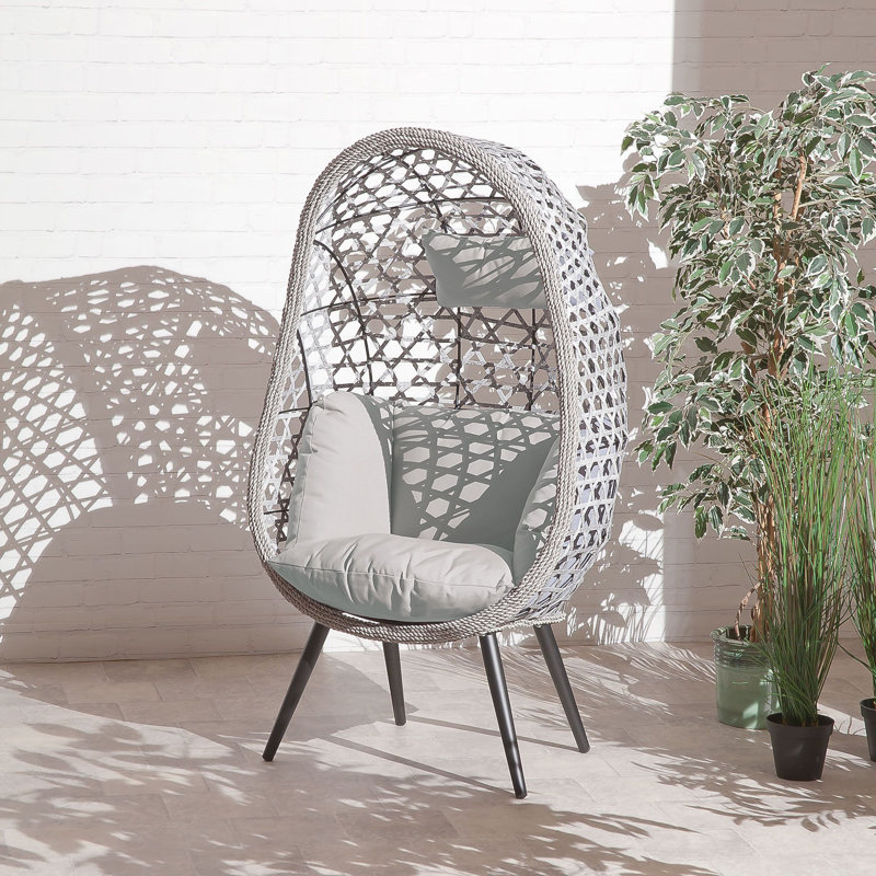Erath Outdoor Lounge Chair