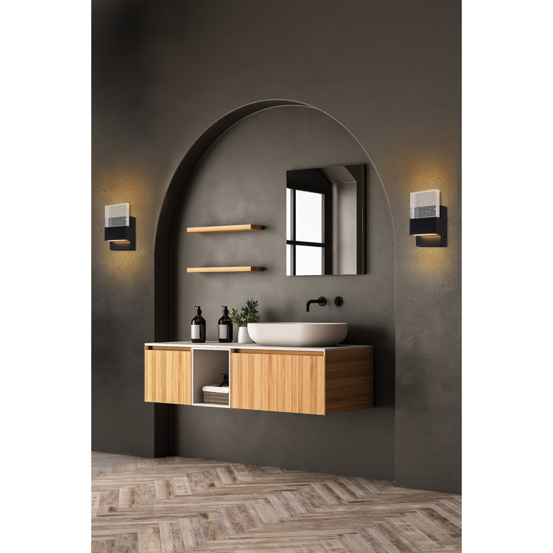 Luminaire encastré 1 lumière DEL à intensité variable Hildebran, Noir mat, H 7 po x l 7,25 po x P 2,5 po
