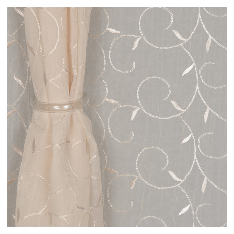 Petunia Fabric, Wheat
