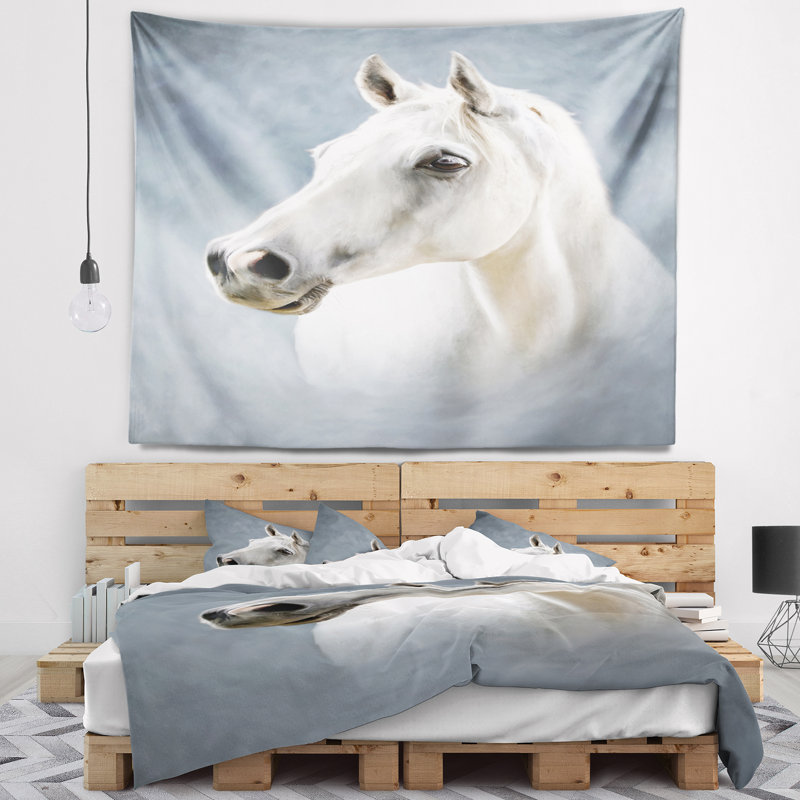 Une tapisserie de cheval blanc seul Animal, H 50 po x l 60 po
