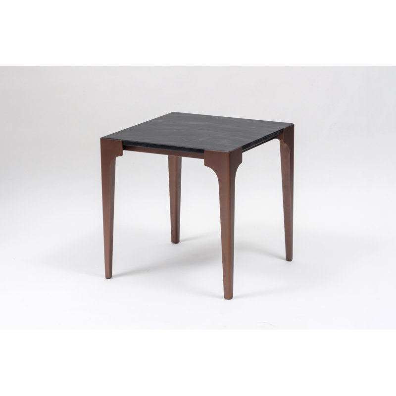 Table de bout