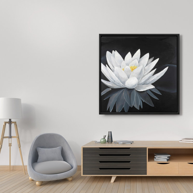 Fleur de lotus avec reflet - toile encadrée 36 po x 36 po