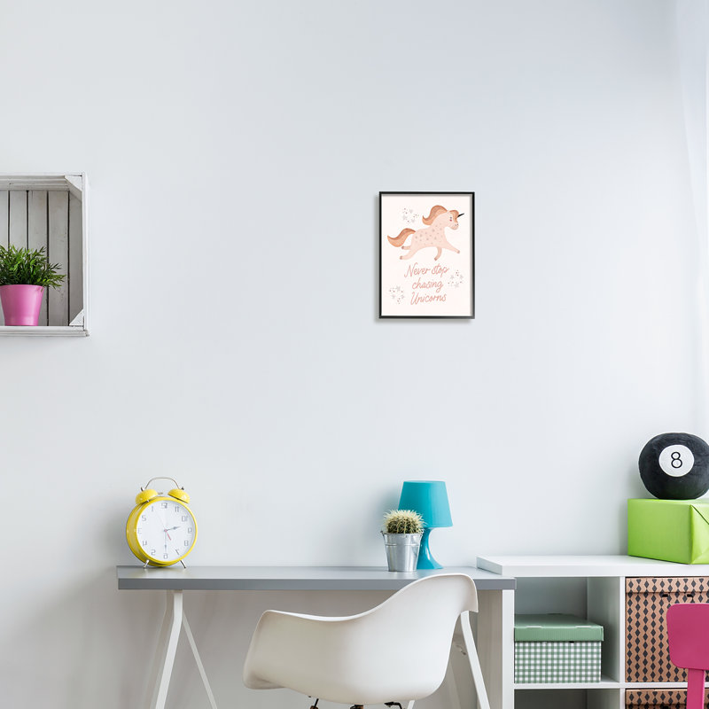 «Never Stop Chassing Unicorns» par Nina Blue - impression, Giclée encadrée noir minuit, H 14 po x l 11 po x P 1,5 po