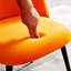 Chaise d'appoint rembourrée capitonnée en bois manufacturé-1337777962