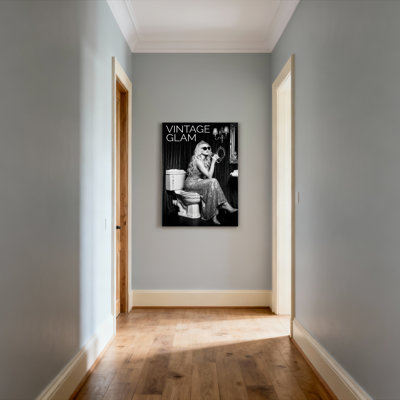 Femme glamour rétro en robe scintillante assise sur une toilette, reproduction d'art sur toile tendue sur toile, ensemble de 1