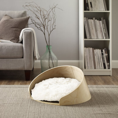 Kuai Faux Fur Pet Bed