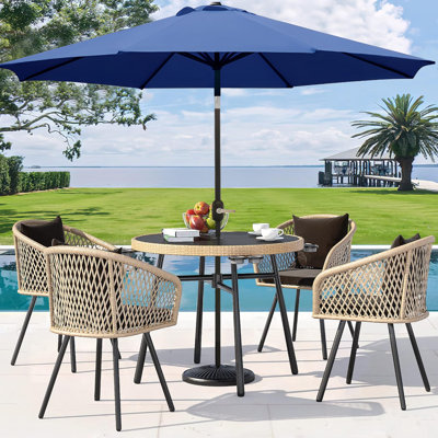 Parasol Sunetra de 106 po avec contrepoids inclus
