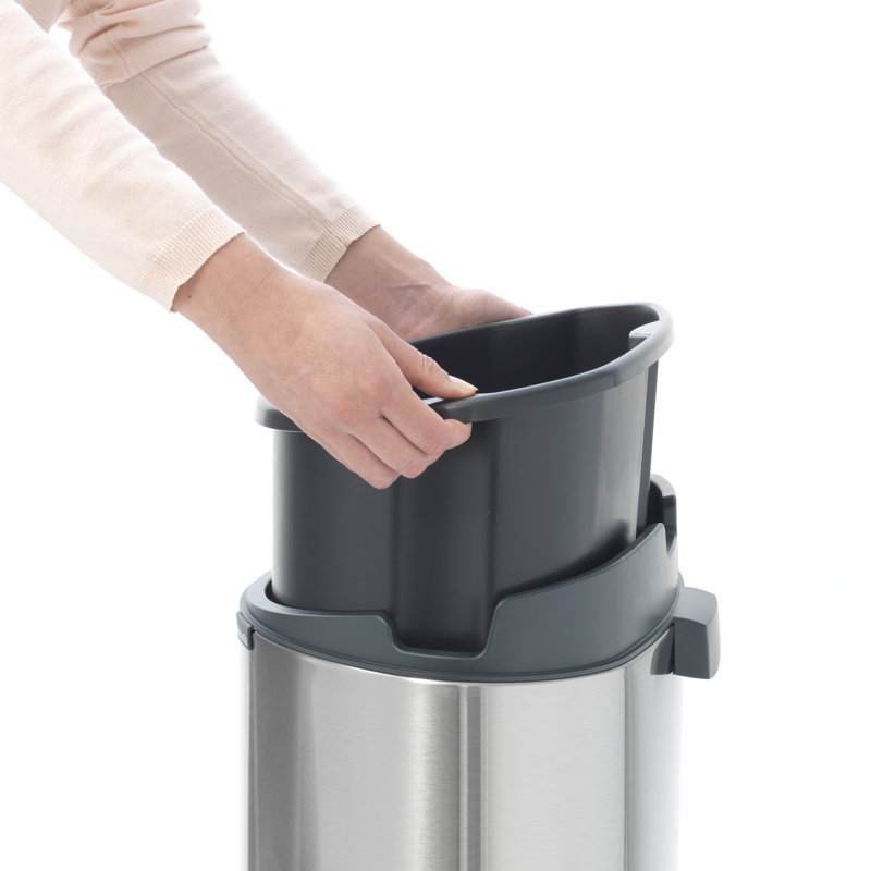Poubelle à couvercle tactile 10,6 gallons (40 litres), Acier mat anti-traces de doigts