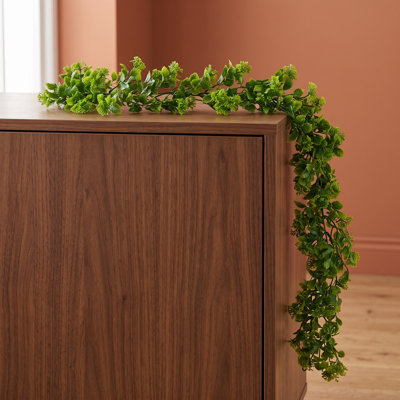 Garlands 170 cm H Faux Plant