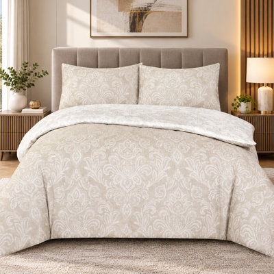Duvet Cover Set with Pillowcases Cotton Rich Damask Pattern Bedding Soft Easy Care Wrinkle Resistant and Durable