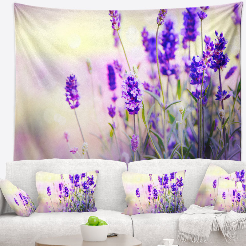 Tapisserie de terrain lavande mauve floral, H 32 po x l 39 po