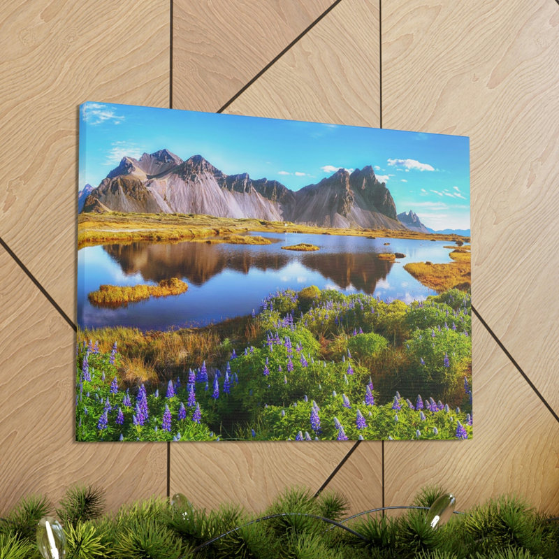 No Frame Print on Canvas, 45.72cm H x 60.96cm W