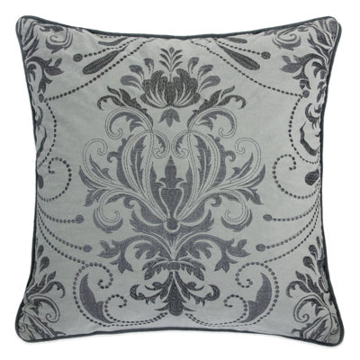  Luxury Embroidery Velvet Throw Pillow