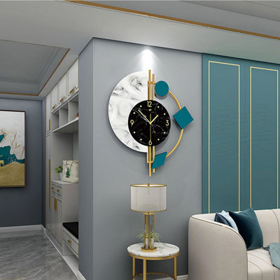 Dakwan Metal Wall Clock