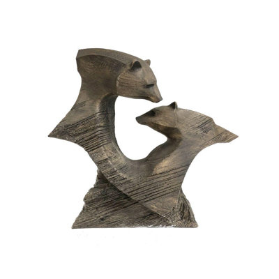 Couple ours Alcantar