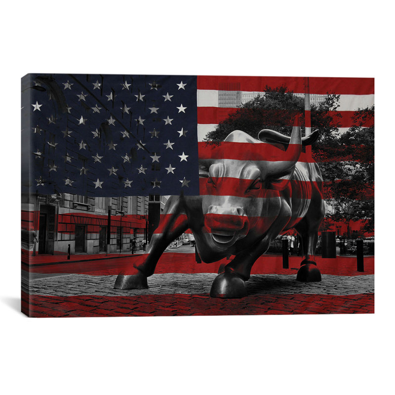 «Flags New York Street Charging Bull», impression sur toile, H 26 po x l 40 po x P 1,5 po, Pas de tapis, Toile tendue