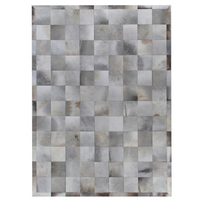 Natural Hide Cowhide Geometric Area Rug in Silver