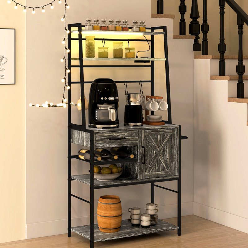 Bar à café avec profondeur de paquet - étagère de boulanger industrielle, lumières DEL, prise de courant, tiroir à vin, étagère d'armoire grise, armoire de porte de grange, étagère