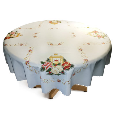 Winona Christmas Tablecloth