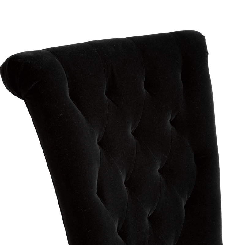 Chaises de bureau en velours noir - évasées pour un rangement élégant dans les planches de travail et de salle à manger