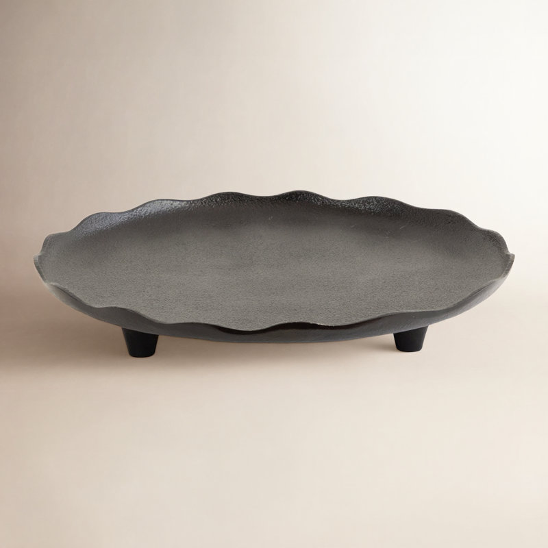 Plateau décoratif à pieds festonnés en métal, Noir