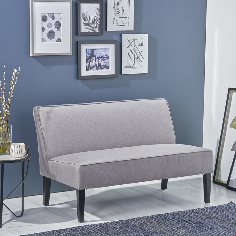 Cadre en bois massif gris de 50 po pour une stabilité à long terme, lin, rehaussement de style moderne avec revêtement en tissu, offrant un design élégant et confortable à votre pièce