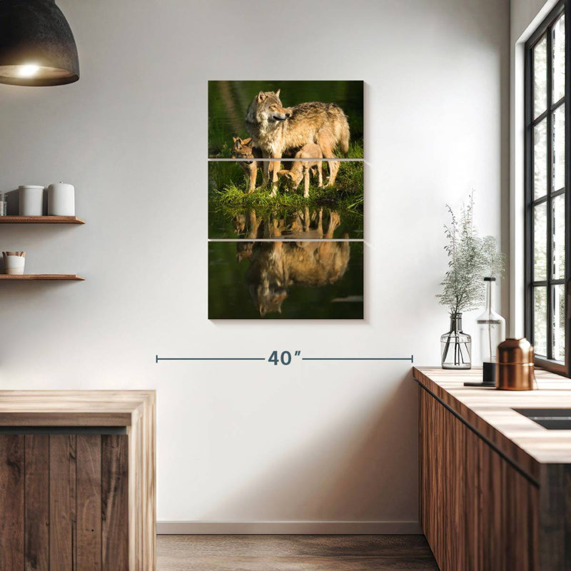 Brampt Wolves au bord du lac, H 38 po x l 24 po
