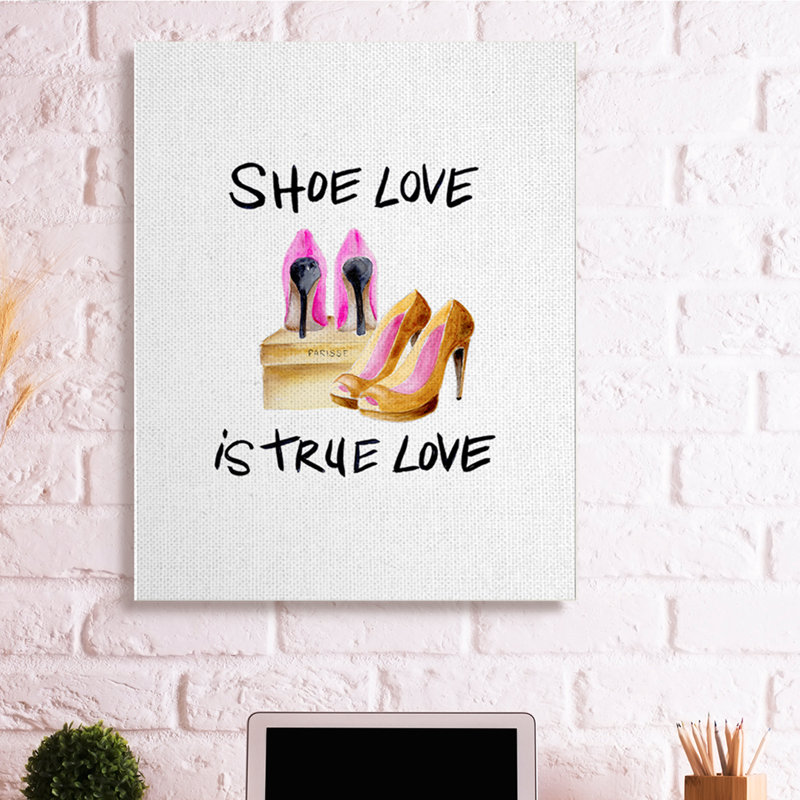 «Shoe Love True Love Expression Glam Heels» par Regina Moore - impression d'art textuel, H 48 po x l 36 po, Toile tendue