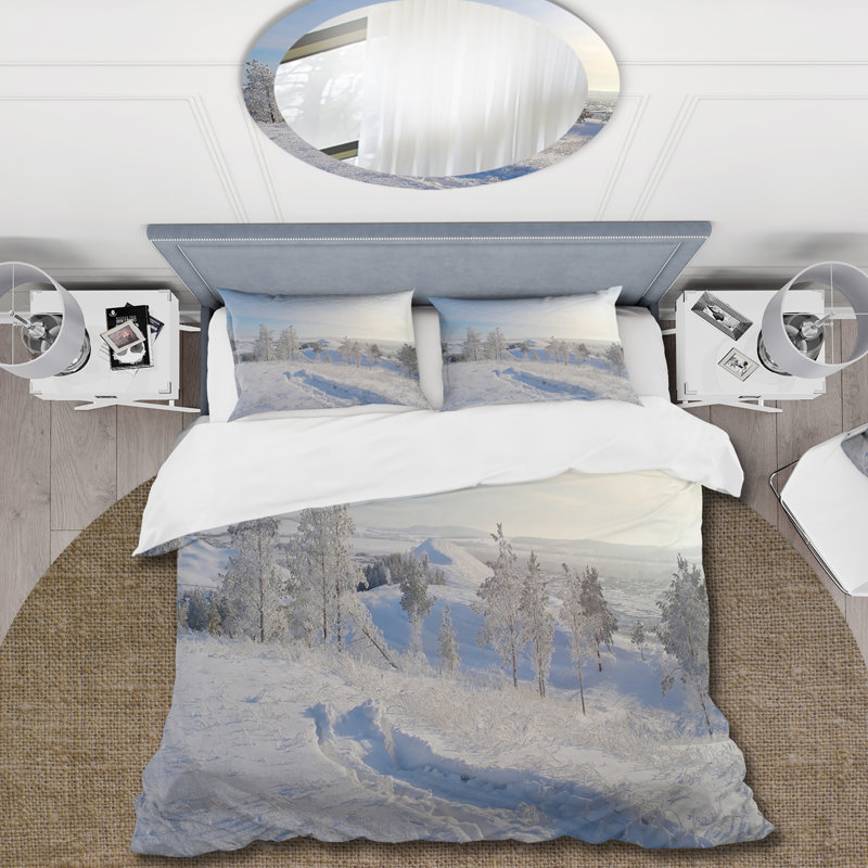 Snowy Winter Landscape With Pines I - Ensemble de housse de couette Cabin & Lodge - Polyester microfibre