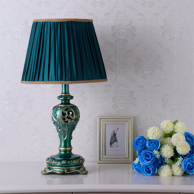 Lampe de table de style campagnard pour le salon, lampe de table rétro avec veilleuse (AMPOULE INCLUSE), lampe évidée vert foncé en résine pour table de bout