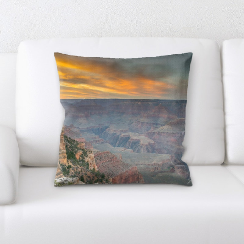 Coussin décoratif de couleurs vives