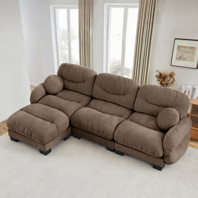 Canapé modulaire confortable en tissu de chenille plissé 3 places avec siège ergonomique en mousse haute densité, canapé modulaire en forme de L avec repose-pieds, accoudoirs arrondis arrondis et 2 coussins décoratifs ronds