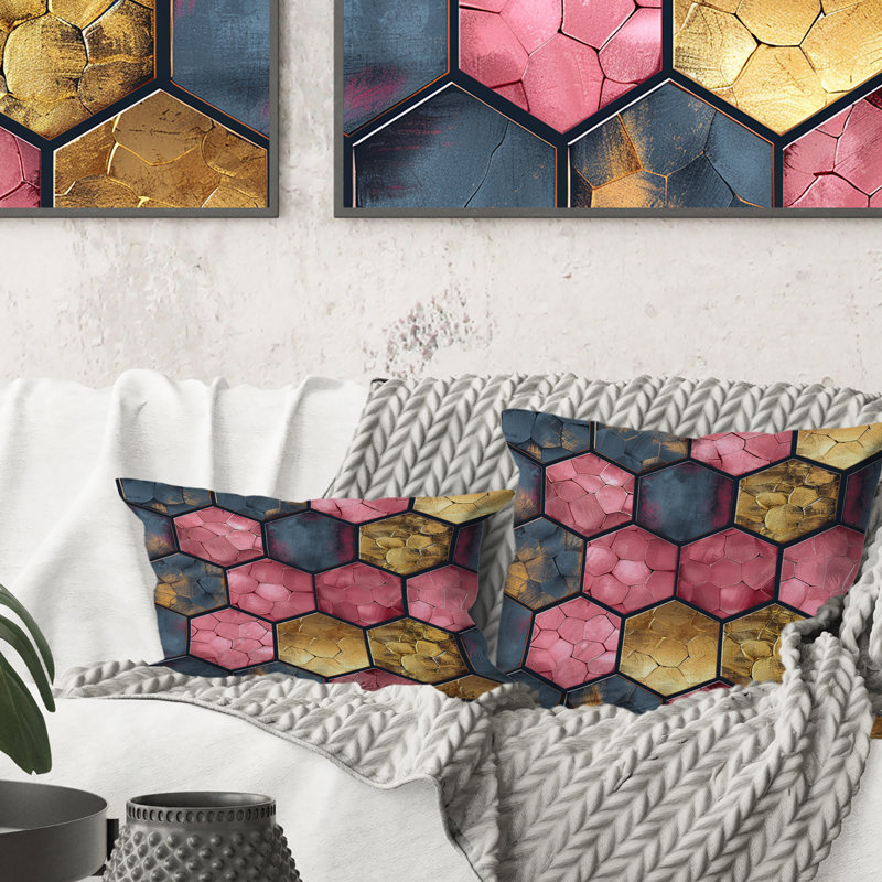 Coussin décoratif rose doré Mid-Century Hexagon, H 16 po x l 16 po