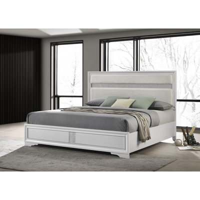 Liesta 54-inch Upholstered Eastern King Panel Bed White