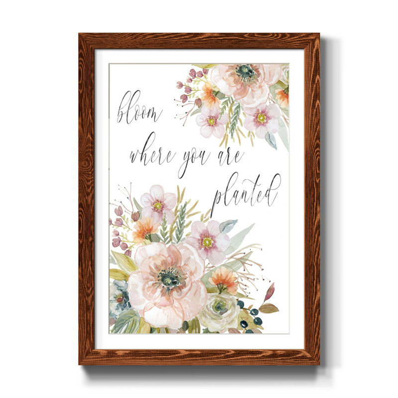 «Peach Bloom I», peinture encadrée sur papier, Érable, H 31,5 po x l 23,5 po x P 1,5 po
