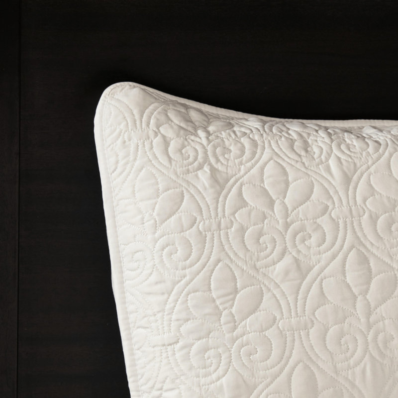 Couvre-lit très grand réversible crème - Rembourrage en coton prélavé pour une nuit de sommeil relaxante.