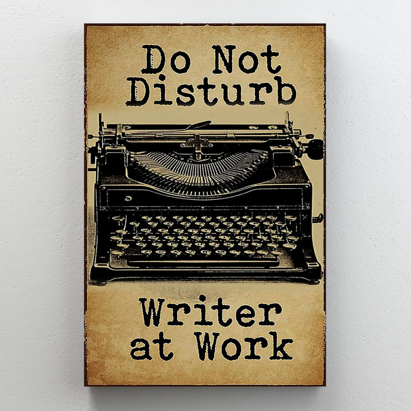 Writer at Work - impression sur toile tendue, H 36 po x l 24 po x P 1,25 po
