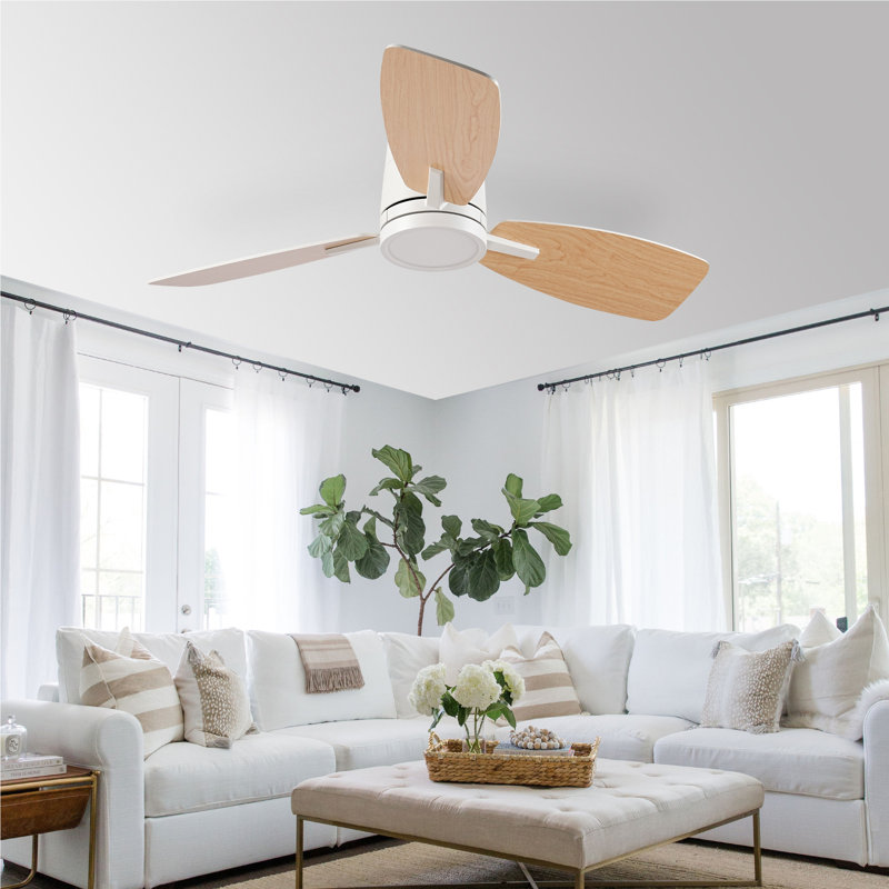 Ventilateur de plafond encastré avec lumière DEL 42 po Emidia, 42 po de largeur, Blanc avec pales blanc / chêne