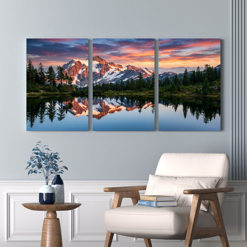 Ensemble de 3 toiles murales représentant un paysage de coucher de soleil sur un lac de montagne, H 36 po x l 72 po