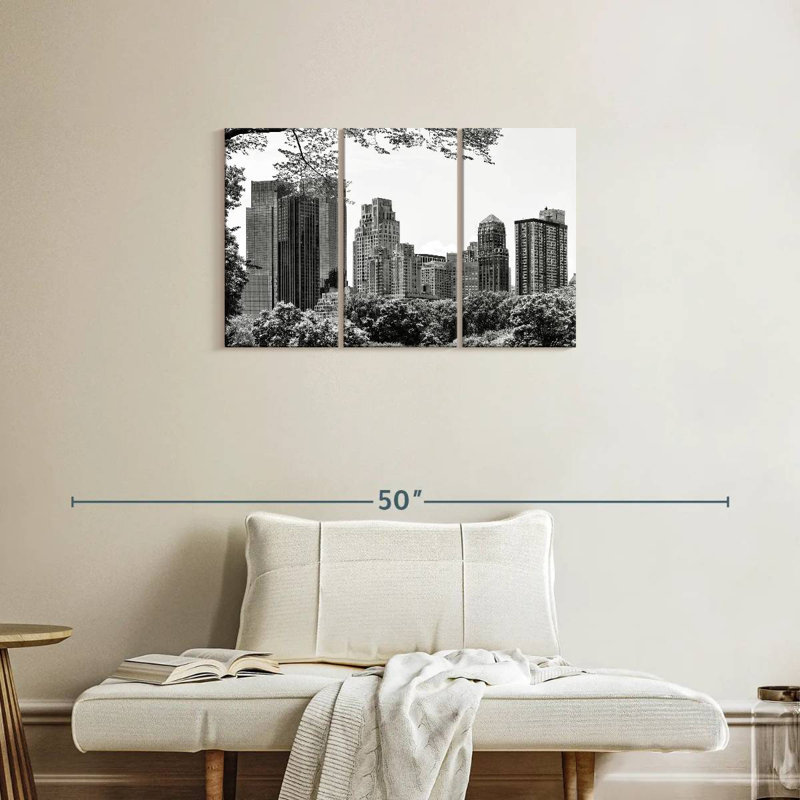 Nicci Central Park Buildings, 20" H x 33" W