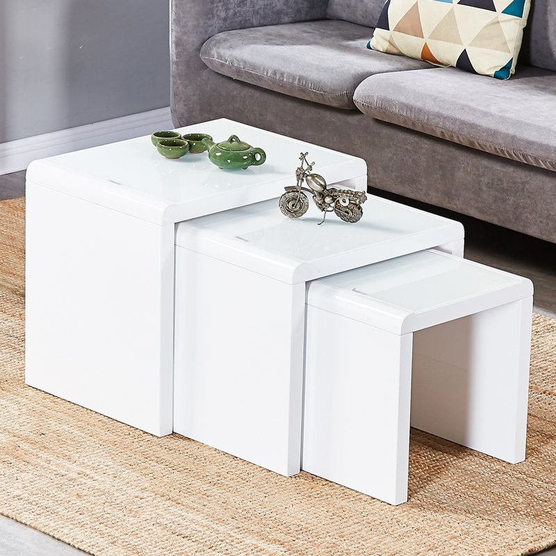 Espartaco High Gloss Glass Top 3 - Piece Nesting Coffee Table/Side Table, White