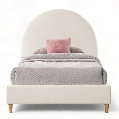 Halis Upholstered Scalloped Bed