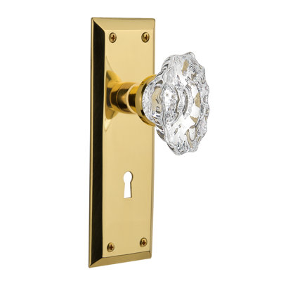 New York Plate with Decorative Keyhole and Chateau Door Knob