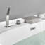 Robinet de baignoire romaine à fixation sur le comptoir-109575906
