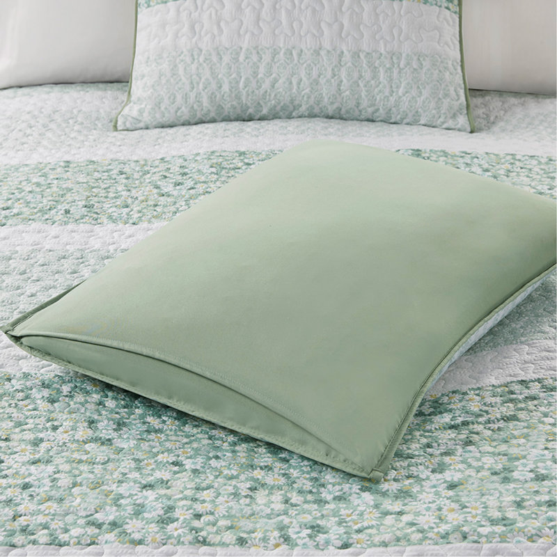 Ensemble de courtepointe 4 pièces très grand et très grand californien avec coussin décoratif hypoallergénique et antimicrobien