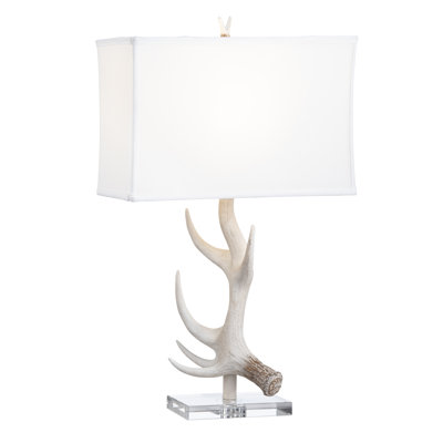 Lampe de table 28,75 po en résine avec abat-jour blanc