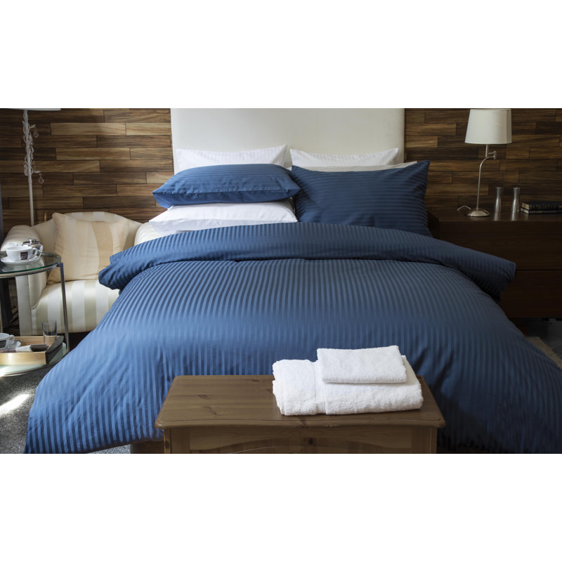 Plain Dye 540 TC Egyptian-Quality Cotton Sateen Fitted Sheet, Super King (6'), Navy