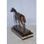 Statue de cheval en argile, reproduction de Jules Moigniez - Taille: L 14 po x l 6 po x H 12 po.